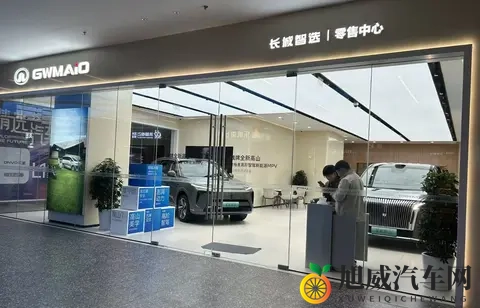 车市 “银十” 成色足！比亚迪 442 万辆领跑，吉利同比增 35%，新能源渗透率有望创新高-1