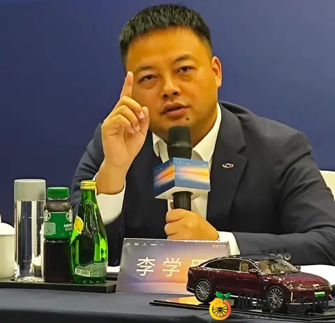 奇瑞高管李学用硬核发声：瞬间刹停违反物理学原理！-2