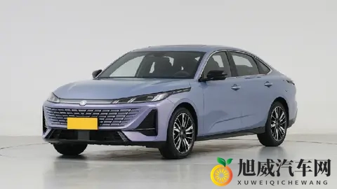 中国品牌家轿双雄对决,长安逸动凭什么稳坐“一哥”之位?-3