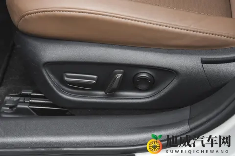 丰田皇冠 (进口) 2024 款 HEV 双版本选买解读-2