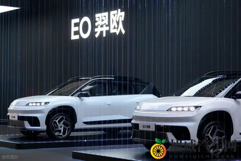 北京现代销量暴增 87%！EO 羿欧凭啥火？775% 高强度钢 + 9 气囊太硬核-1