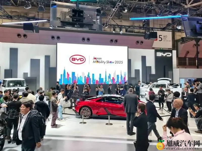 男生把困困进女生困困里视频：男生将视频传至女生私密空间-1