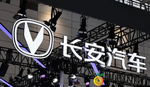 增程式房车来袭，售价3198万起，长安峰景“征程者Pro”值得选吗-2