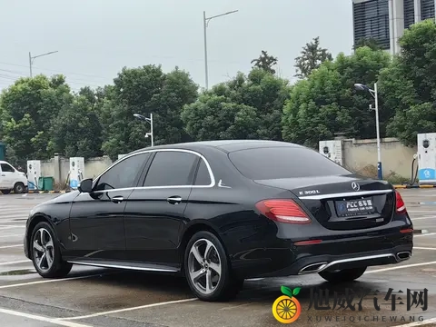 17年奔驰E级，12万公里，16万多开回家，商务家用都合适！-2