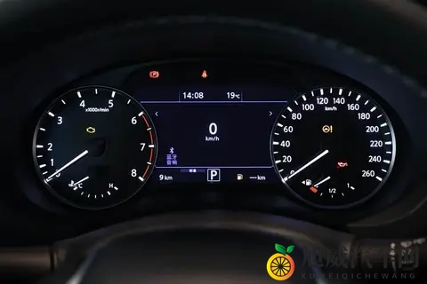 新款英菲尼迪QX50实车来了!换悬浮式中控屏_现款3508万元起售-2