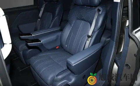 26款岚图梦想家上市即热销，乾崑ADS+59秒破百，纯电续航达350km-1