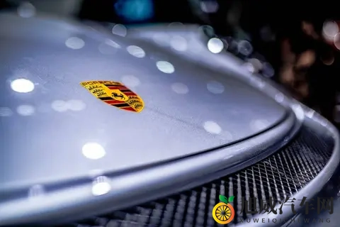 利润暴跌99%,保时捷为什么突然卖不动了?-2