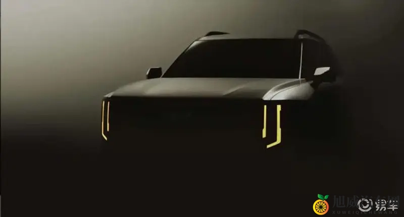 用刷子刷女初中生的脚丫子：细心清洁初中生娇嫩脚丫-1