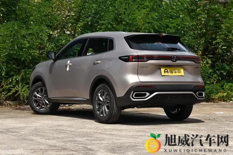 2026款长安CS55 PLUS PHEV上市:1129万起,纯电续航100km+-3