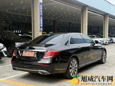十年老友座驾，2017款奔驰E300L，豪华体验18万+-1