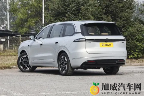 6 座 SUV 新标杆:深蓝 S09 2025 款后驱 Ultra + 超长续航版深度解析-2