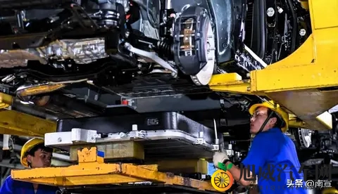 中国车卖爆全球，老外开始慌了，制造业铁律要重写-2