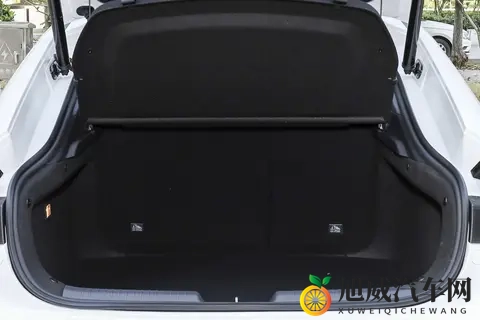 11 万级纯电 C 级车试驾体验:长安启源 A06 的那些实用亮点-2