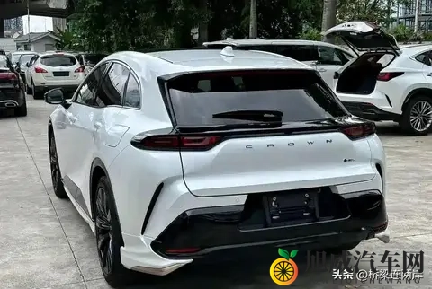 丰田黑武士28万起!混动性能叫板BBA-2