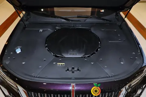 2025款红旗H9购车手册：那个版本适合你？-2