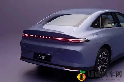 三上悠亚：时尚出行新风向，汽车品牌联手打造个性车型-1