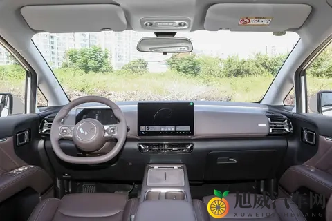 星光730 EV 2025款 500km 豪华型解读，家庭出行的均衡之选-2