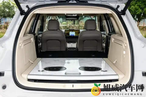 蓝电E5 PLUS:12万级插混SUV的新选择-3