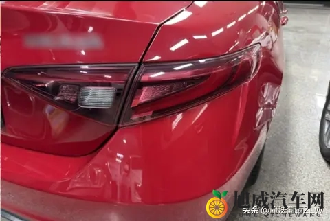 比3系能打，却被说不如BBA？这台意式轿跑凭啥让人为它争破头-2