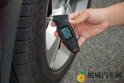 冬季胎压调到这个数最安全！很多老司机都搞错了！-2