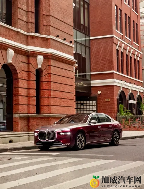 919万起的宝马7系!取消手势控制反得好评?豪华车思路变了?-2