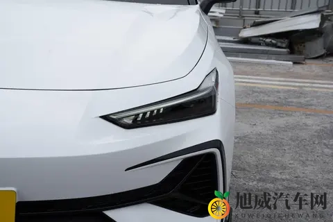 月薪多少养小V没压力？首保后我算了笔账-1