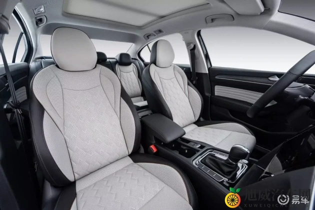 黄色一二三区:未来汽车三大核心领域,揭秘绿色出行新趋势-1