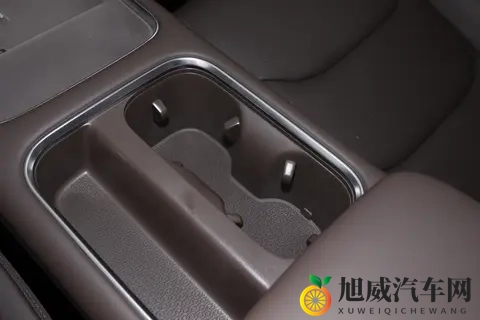 家用MPV推荐！大空间、真7座、双独悬，续航超500公里-1