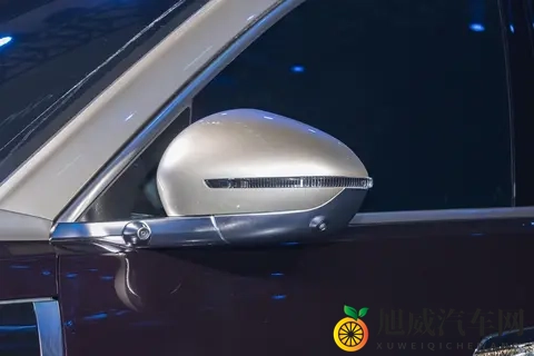 岚图10月交付稳增，双旗舰车型布局高端新能源市场-2