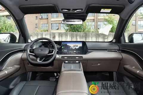 新车  售1129万元_增视觉版驾驶辅助，新款长安CS55 PLUS PHEV上市-2