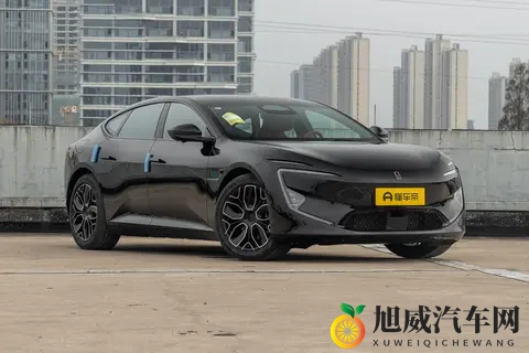阿维塔12:中大型纯电车,空间大,舒适性高,适合家用-2