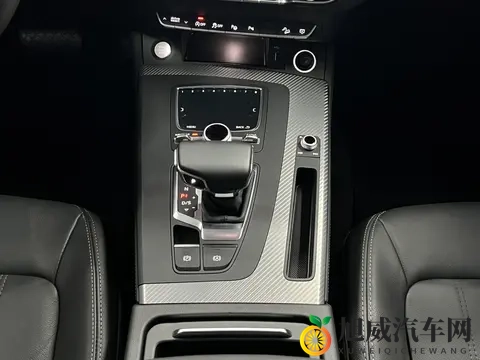 21万多拿下奥迪Q5L，三年一手车家用代步香不香？-3