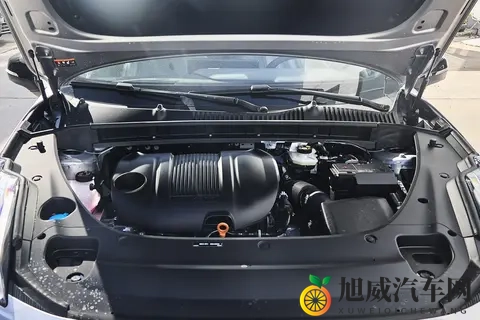 限时权益价1038万元起,外观小改动力增强,领克03产品力如何?-1