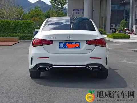 11万多拿下白色奔驰A级，精致代步一手车之选-1