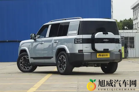 方程豹钛7深度体验：外酷内舒，大五座SUV的新选择！-2