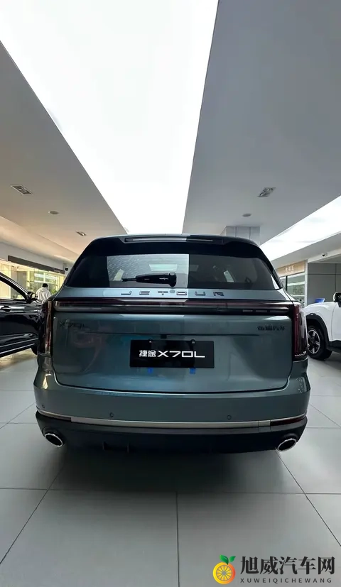 捷途X70L体验：10万块买到的“移动客厅”家人都能找到舒服的姿势-3