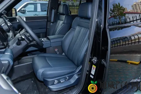 方程豹钛 7：家用 SUV 的实用选择，助力幸福生活-2