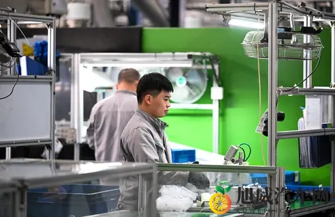 国内AV:全新车型亮相,四大亮点打造动感驾驭新体验-3