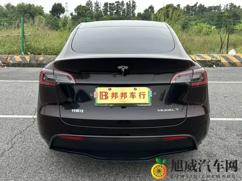 15万拿下特斯拉Model Y，9万公里，圆你“电车梦”-1