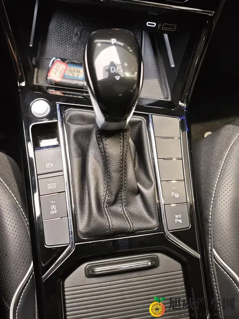 15万多拿下准新帕萨特，体验大众旗舰轿车-2