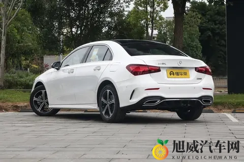 2025 款奔驰 A 级选购指南:25 万级豪华入门,A 180 L 与 A 200 L 该怎么选-1