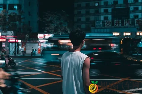 倒闭车遭疯抢！年轻人：10 万内有配置，智驾不重要-3