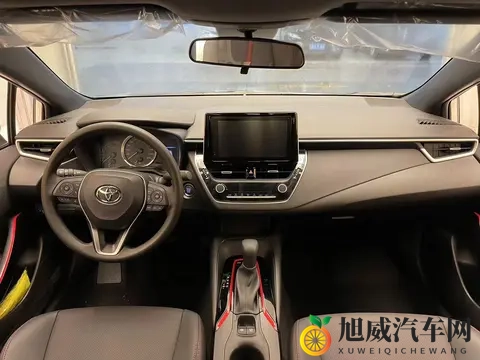 JuliaAnn战黑人：JuliaAnn挑战种族差异，展现勇敢力量-2