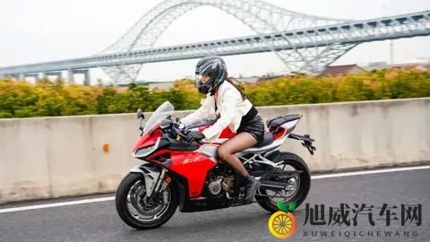 骑上四缸仿赛去兜风—与生活和解的最好方式-2