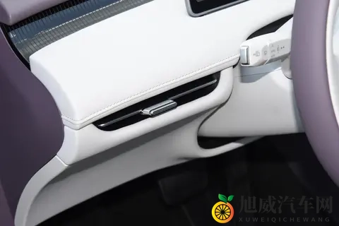 铁汉柔情!坦克亮相广州车展,坦克 400最亮眼-1