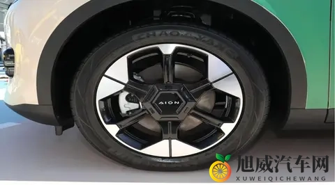 标配 540 度全景影像，租电版到手 499 万，埃安 UT super 值得选吗？-1