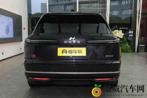 老司机试驾：乐道L90 2025款，六_七座可选，大车也好开-2