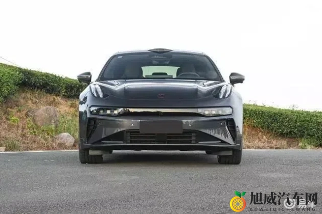 玩弄OL丝袜高跟秘书：OL丝袜诱惑，高跟秘书风情万千-2