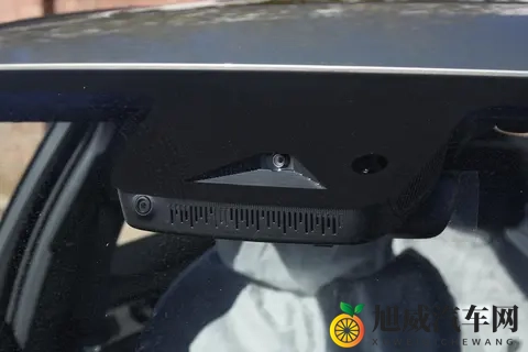 吉利星瑞推出金秋专属福利：最高降437万，还有定制手机送？-3