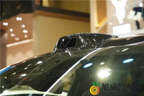 国产豪华旗舰SUV新王炸！岚图旗舰泰山亮相郑州国际车展-2